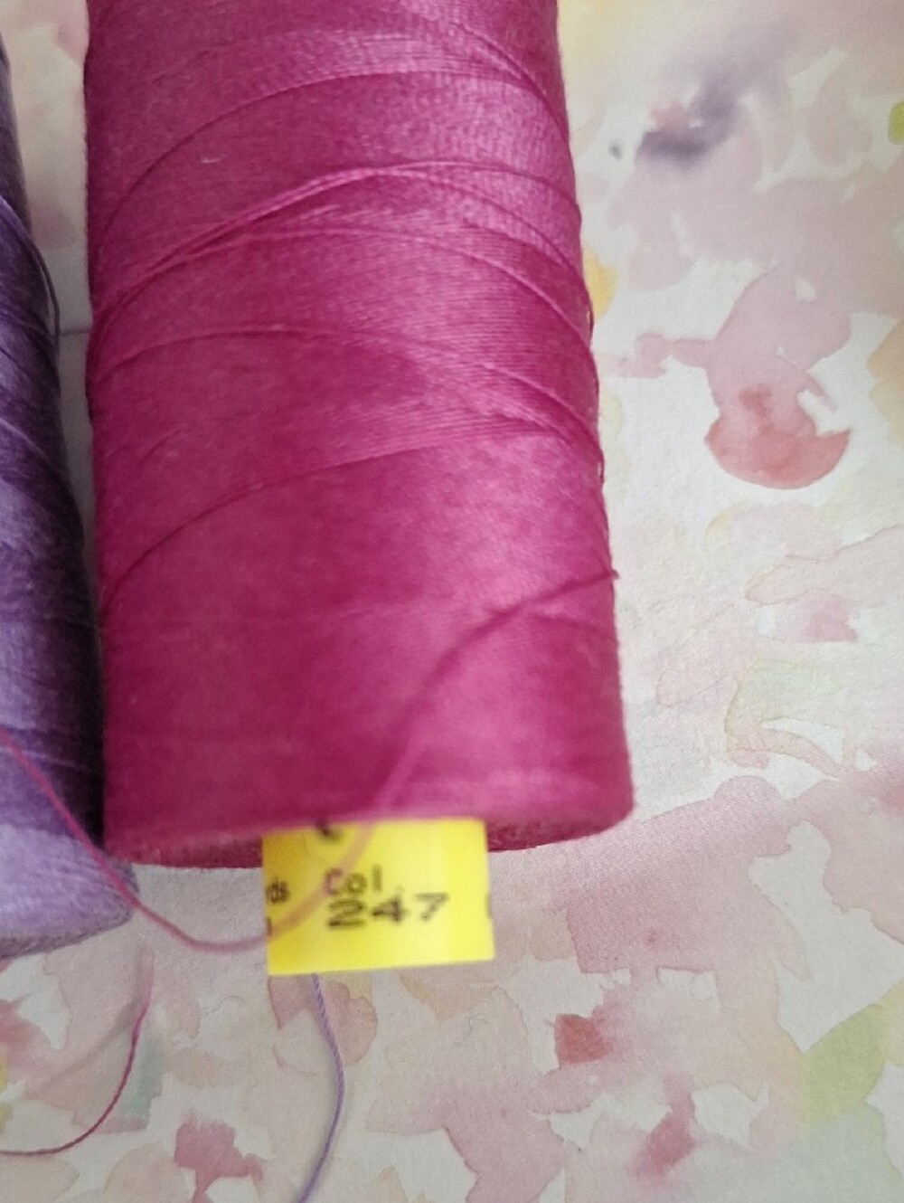 Gutermann Assorted Pastel Sewing Thread Spools - Multi Color Set Of 10 - Picture 5 of 5